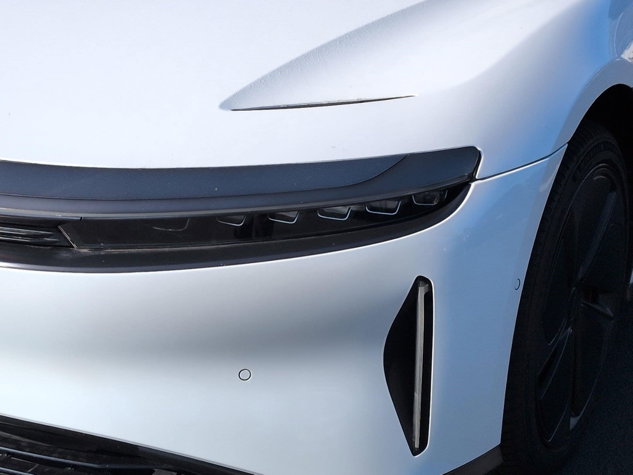 2024 Lucid Air Pure photo 4