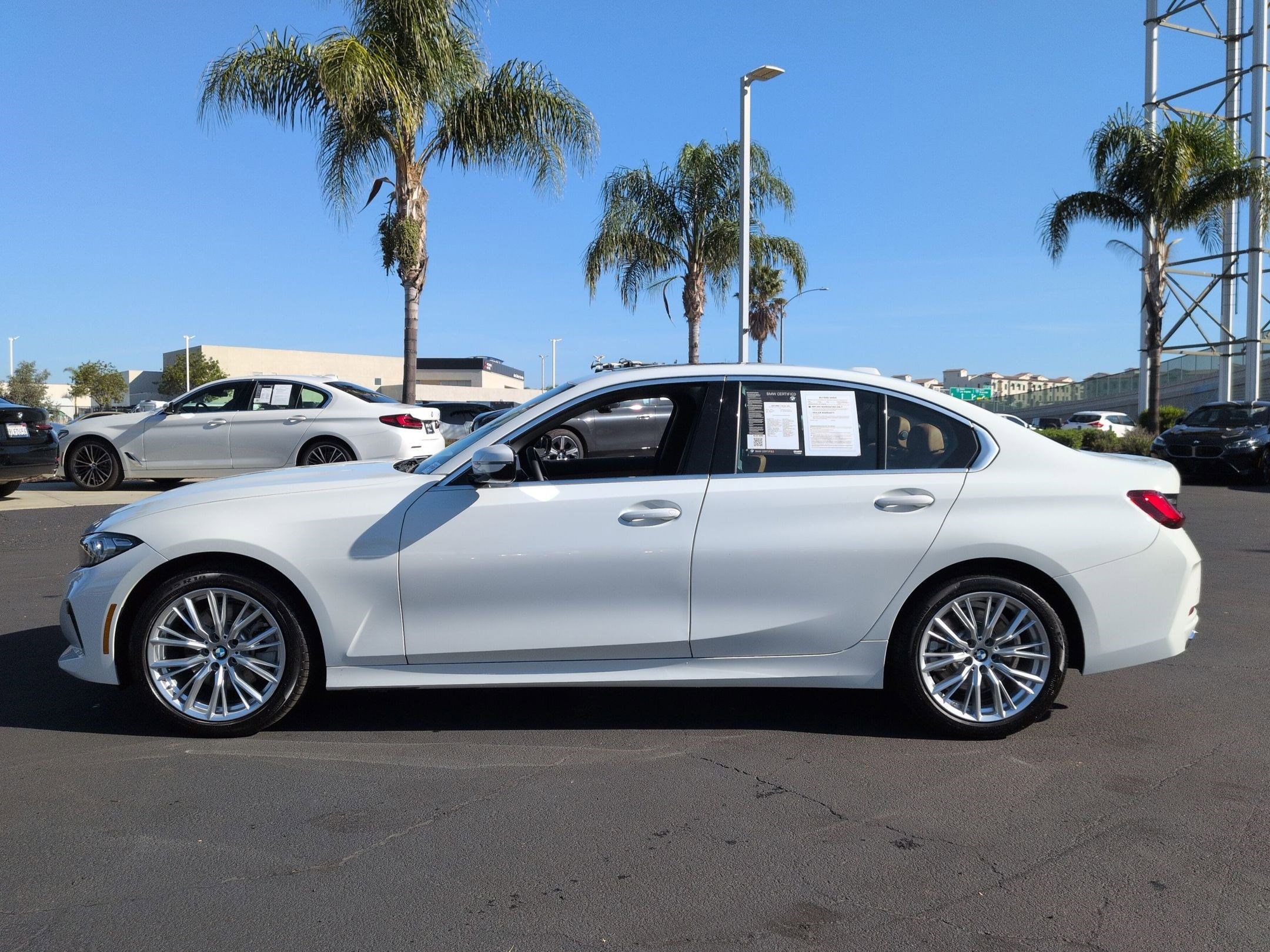 2024 BMW 3 Series 330i photo 6