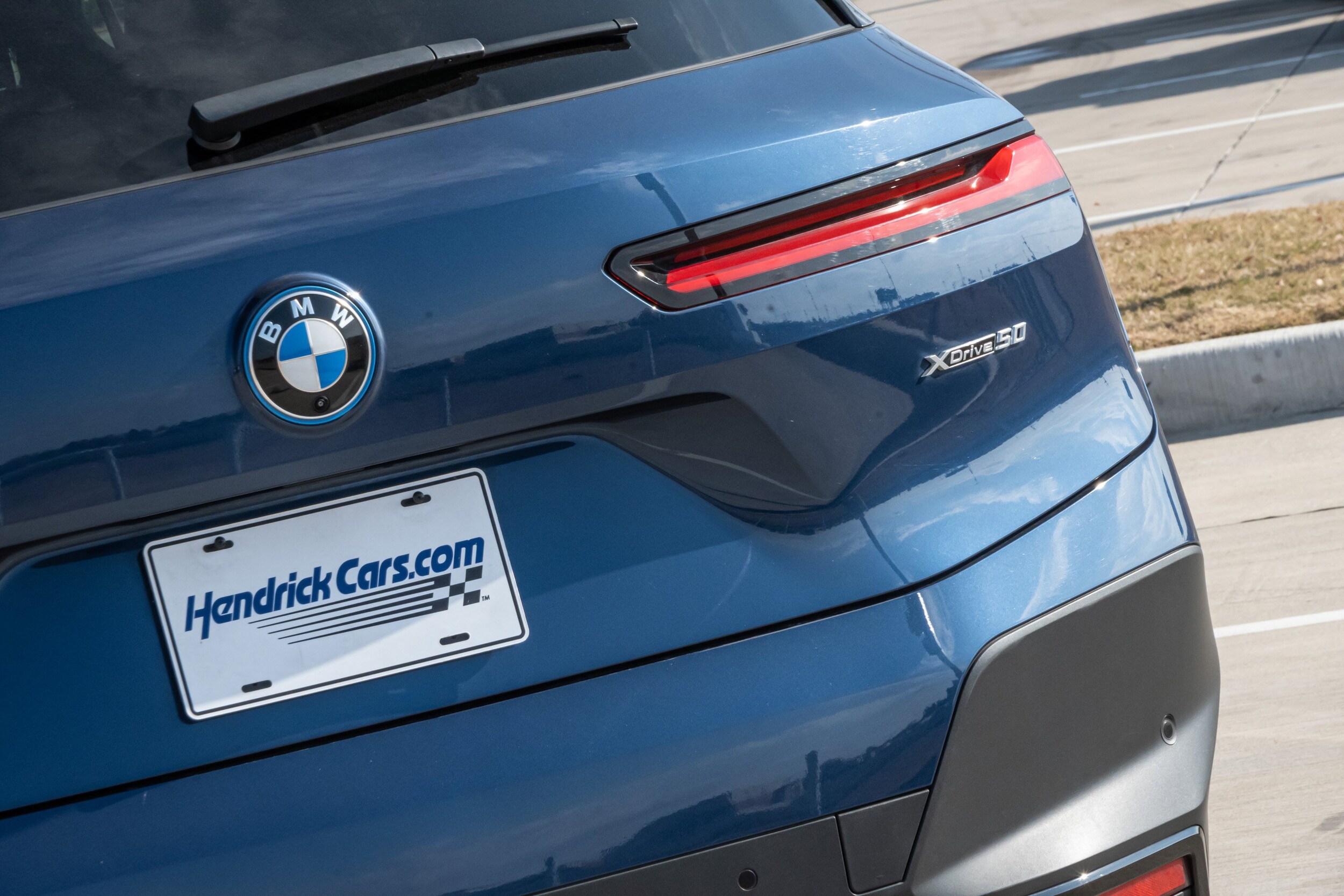 2025 BMW iX xDrive50 photo 6