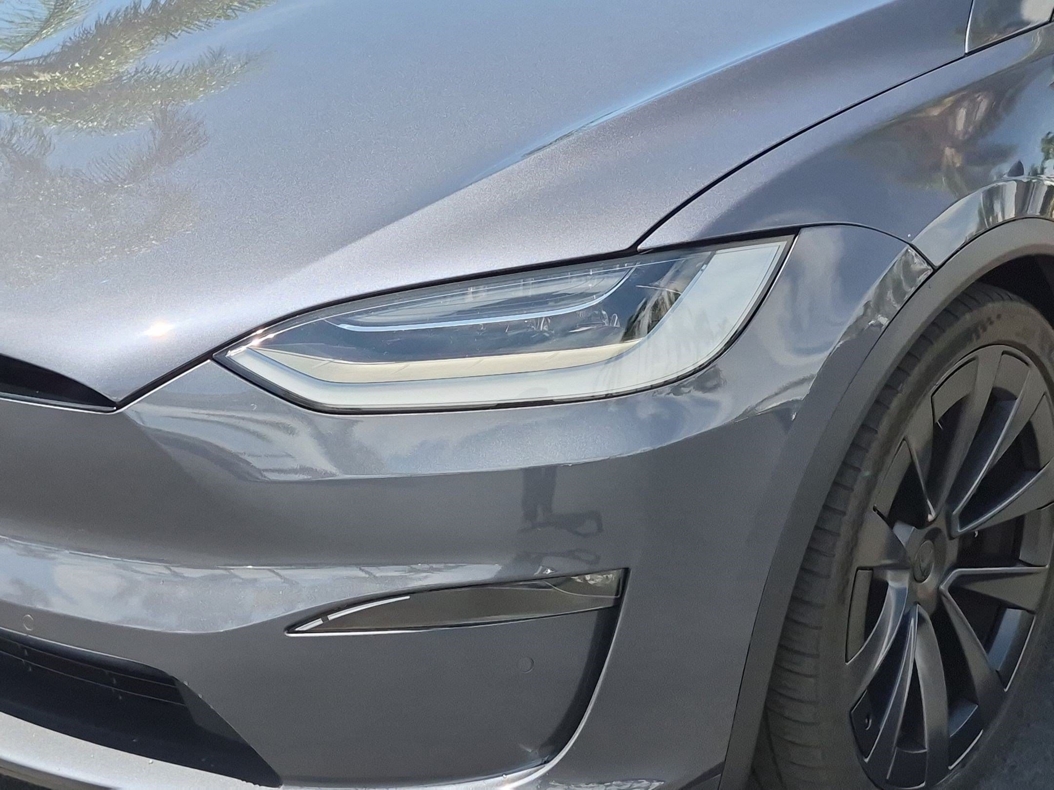 Tesla Model X Plaid
