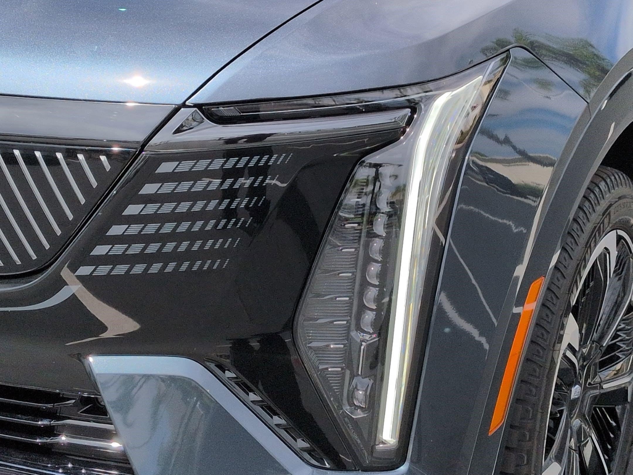 2026 CADILLAC Escalade IQL Premium Sport photo 4