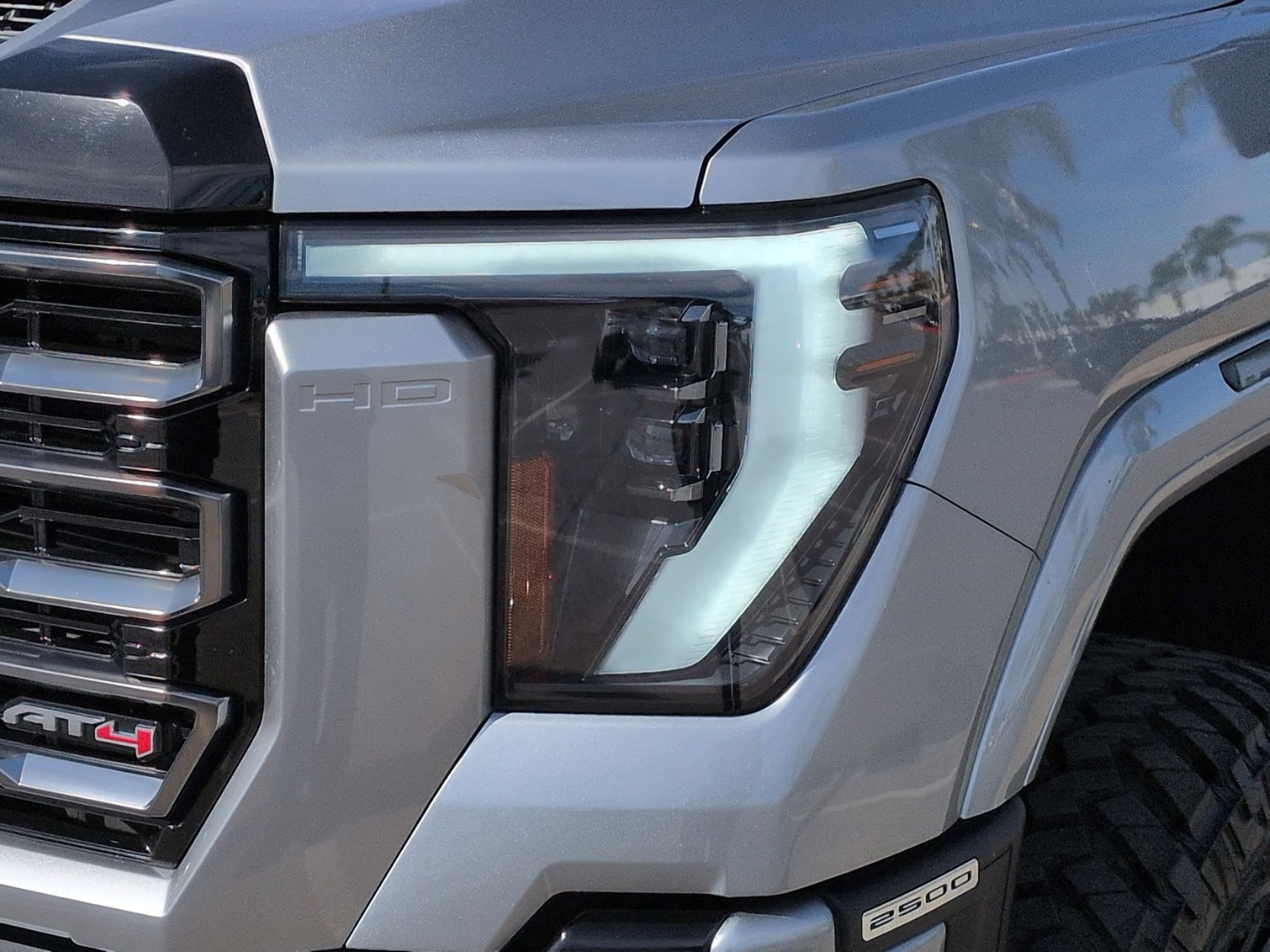 2024 GMC Sierra 2500HD AT4 photo 5