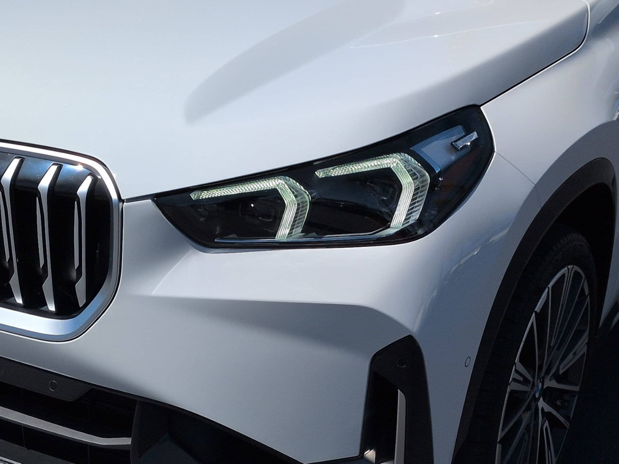 2025 BMW X1 xDrive28i photo 4