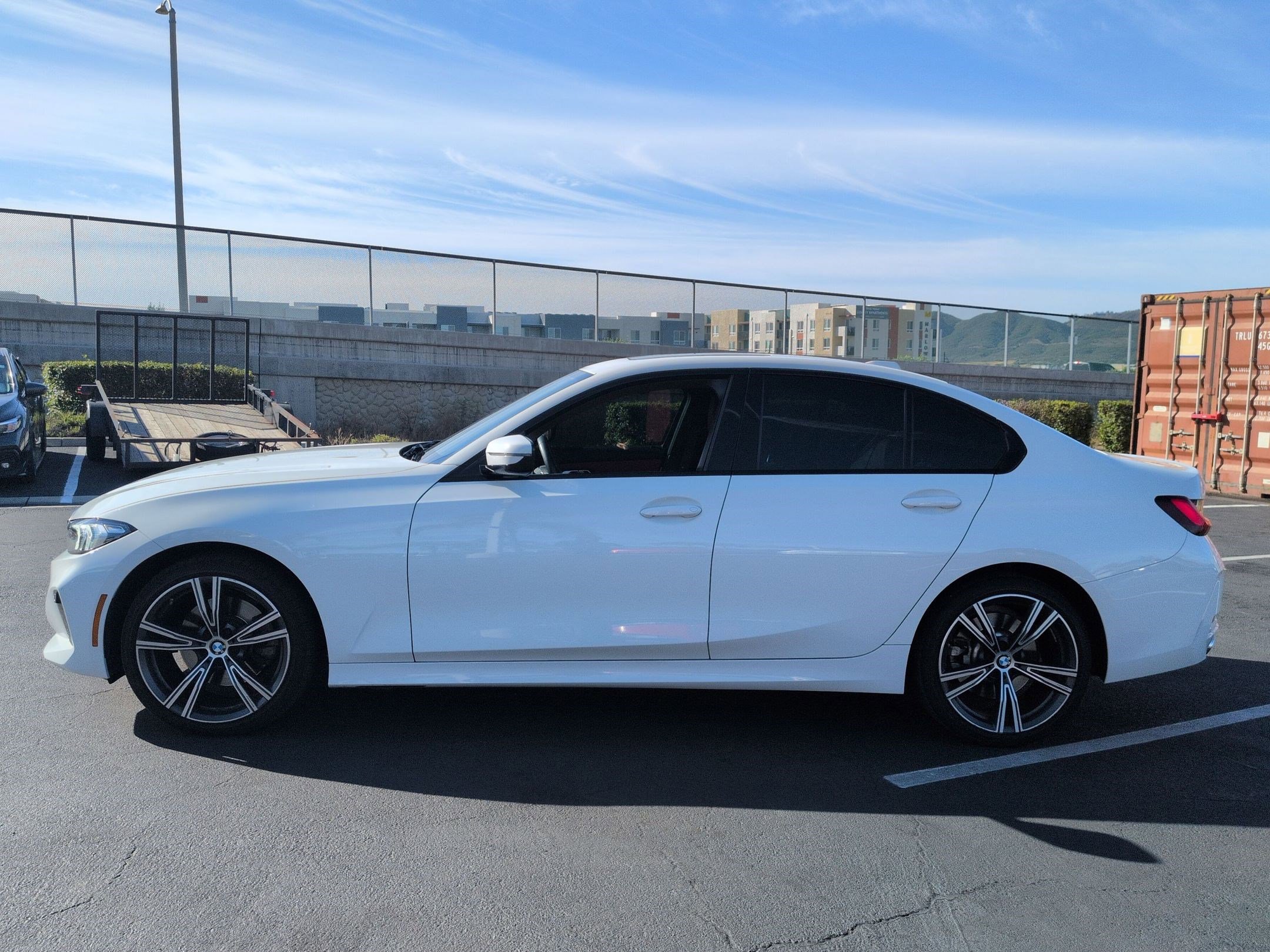 2023 BMW 3 Series 330i photo 5