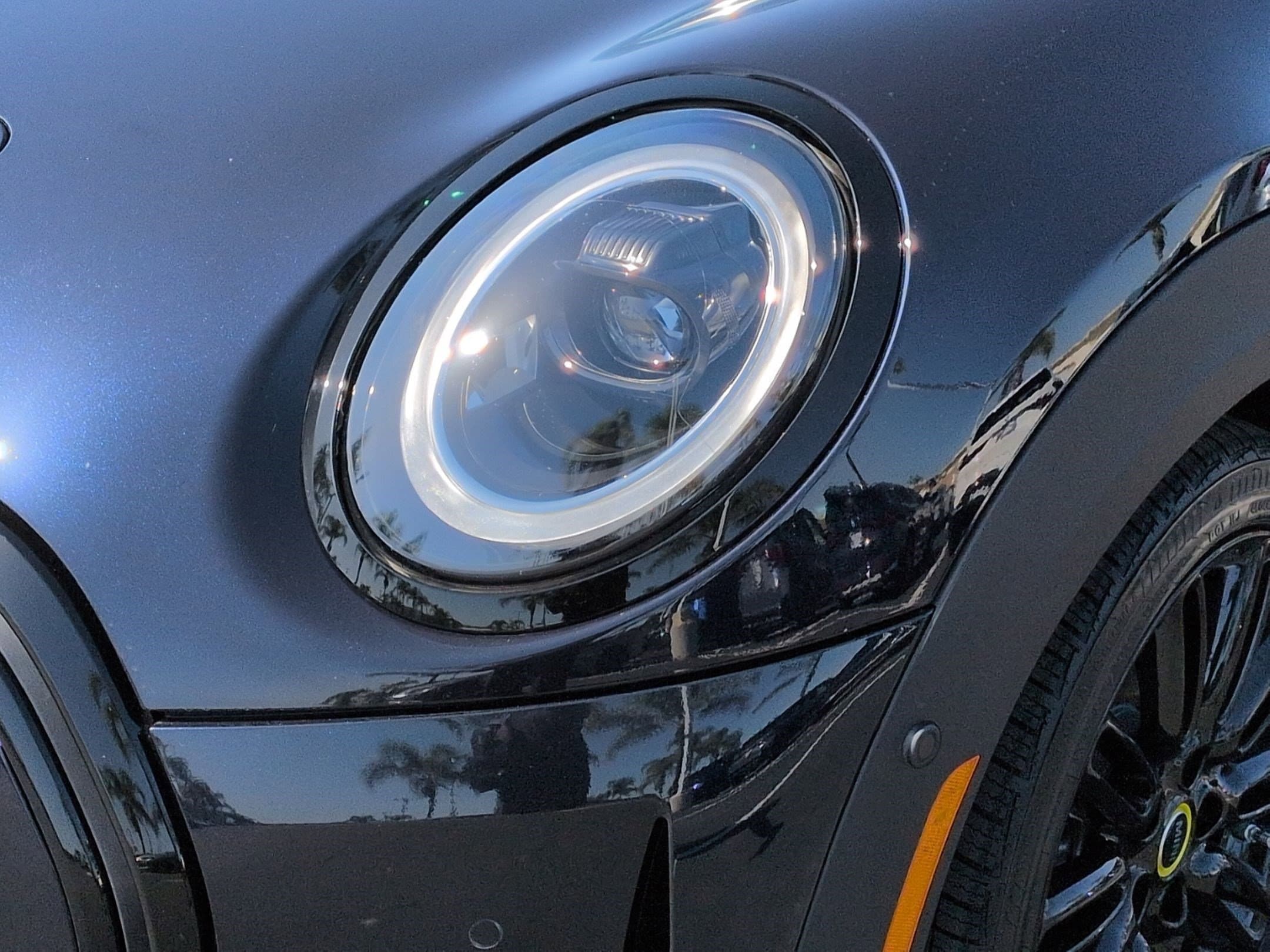 2024 MINI Hardtop 2 Door Cooper SE photo 5