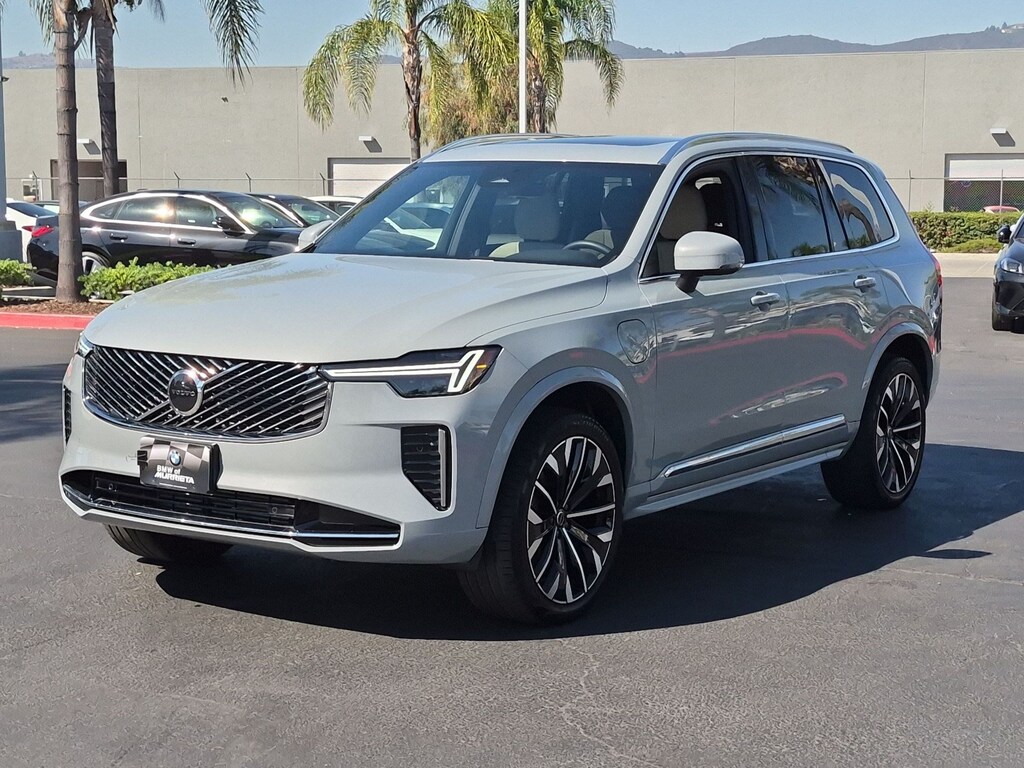 Used 2025 Volvo XC90 Plug-In Hybrid Core SUV