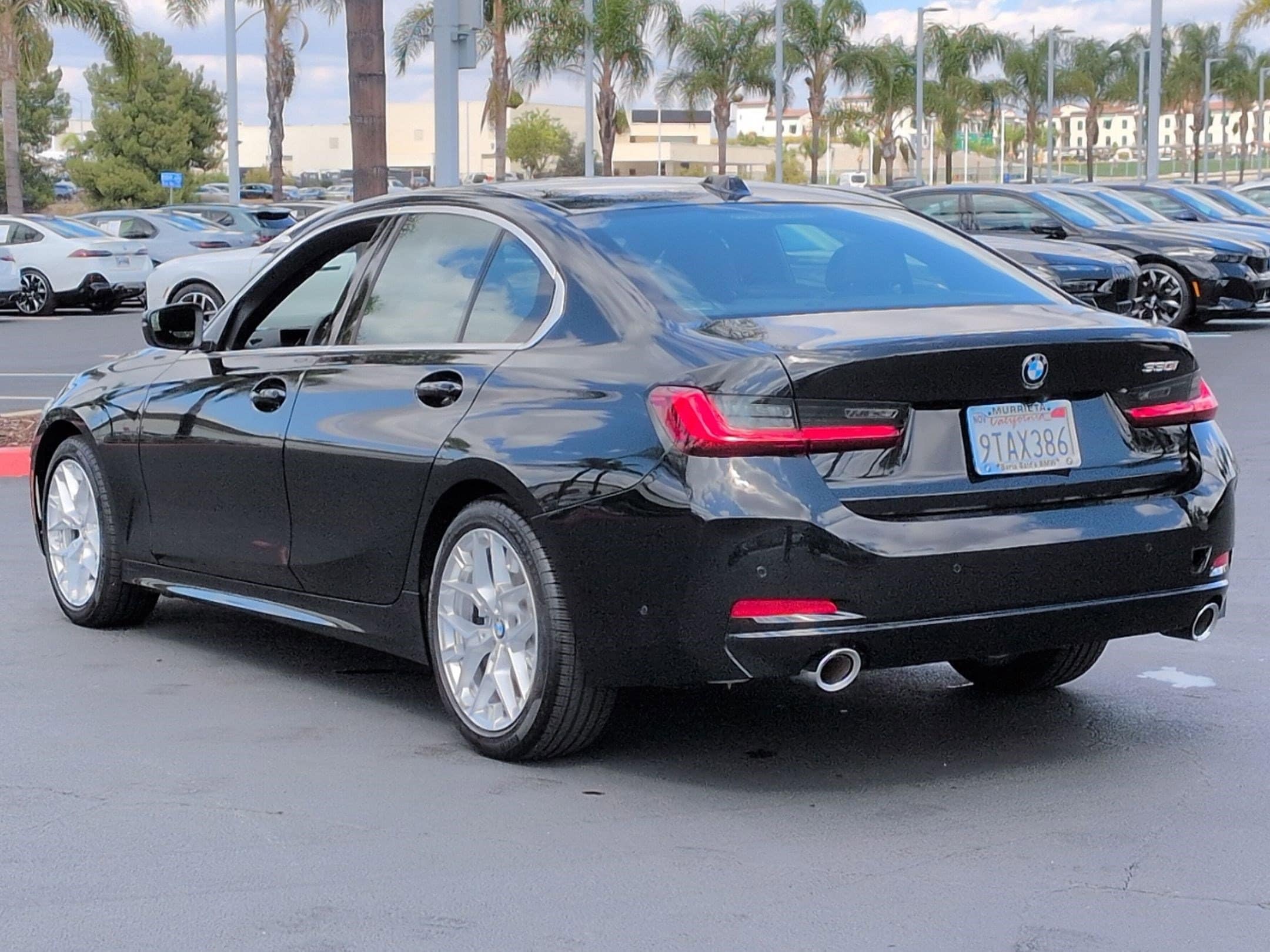 2025 BMW 3 Series 330i photo 6