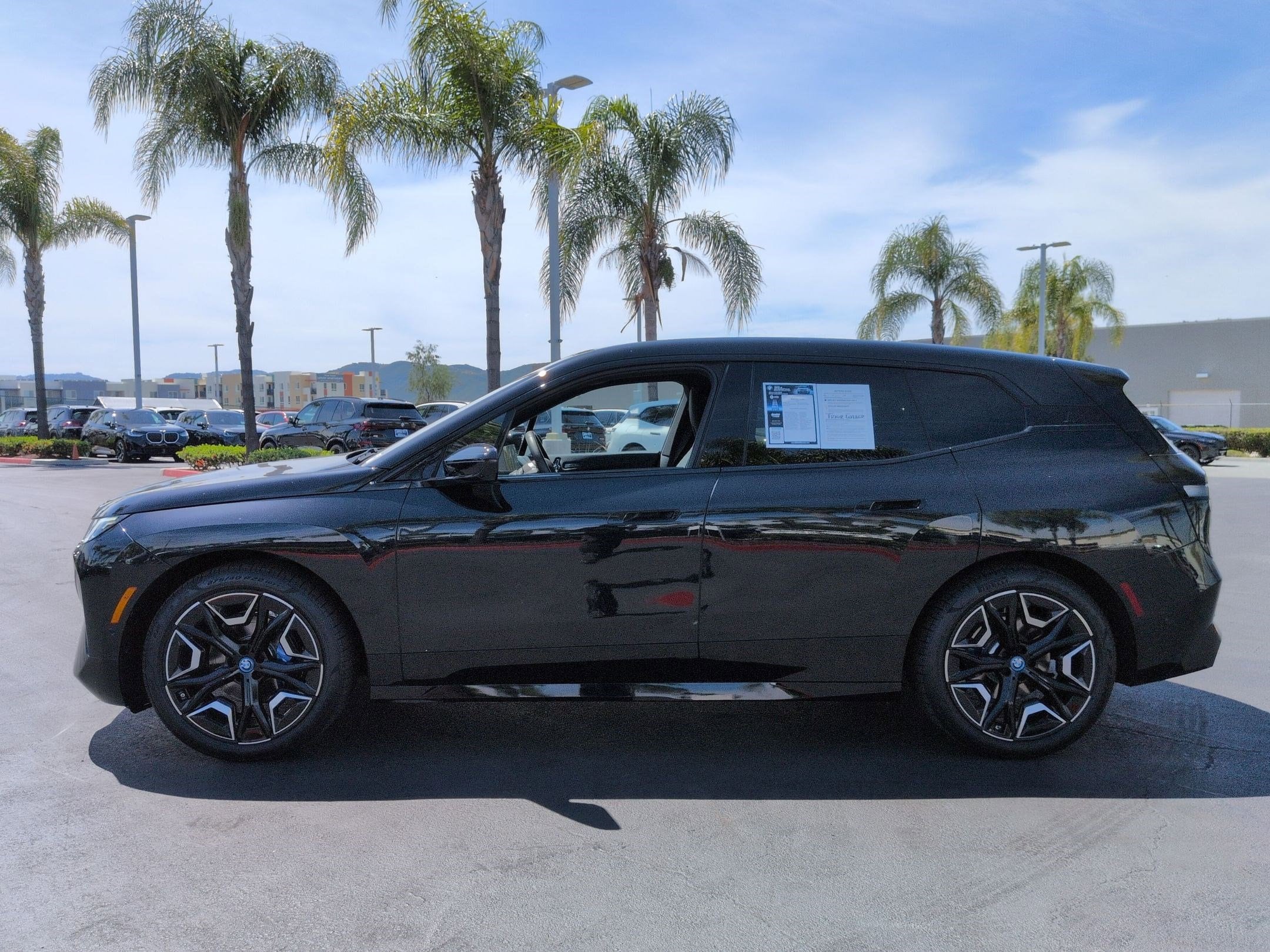 2025 BMW iX M60 photo 5