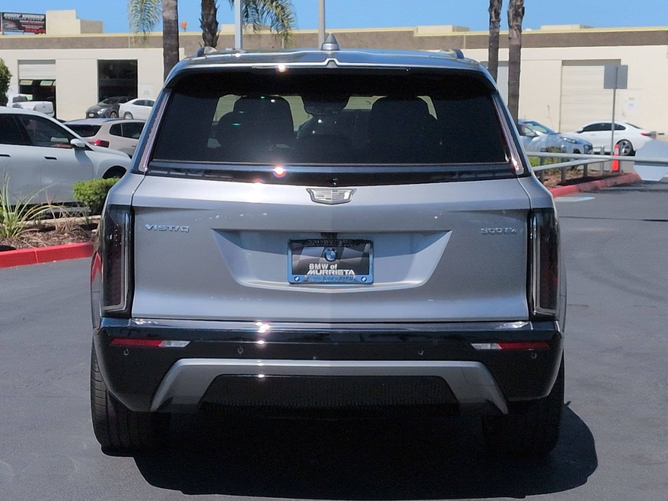 2026 CADILLAC Vistiq Sport photo 3