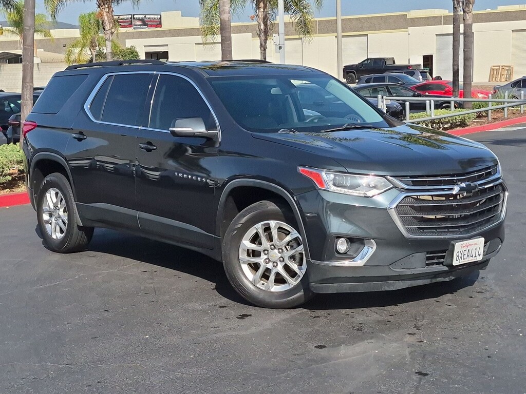 Used 2021 Chevrolet Traverse LT Cloth SUV