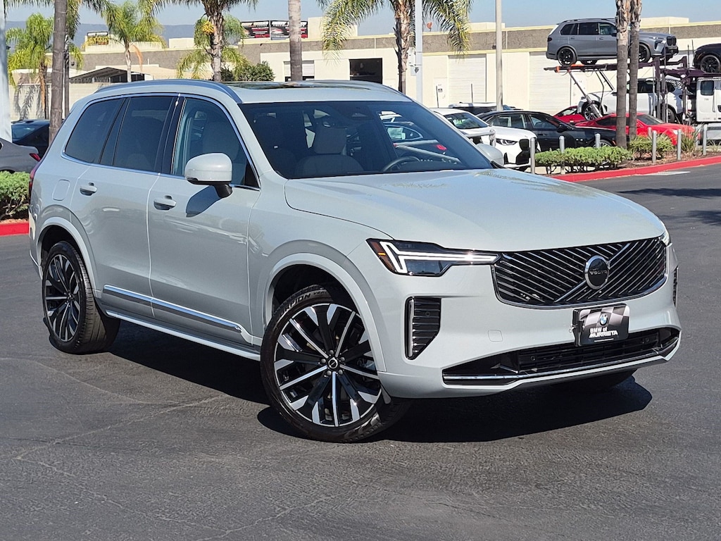 Used 2025 Volvo XC90 Plug-In Hybrid Core SUV