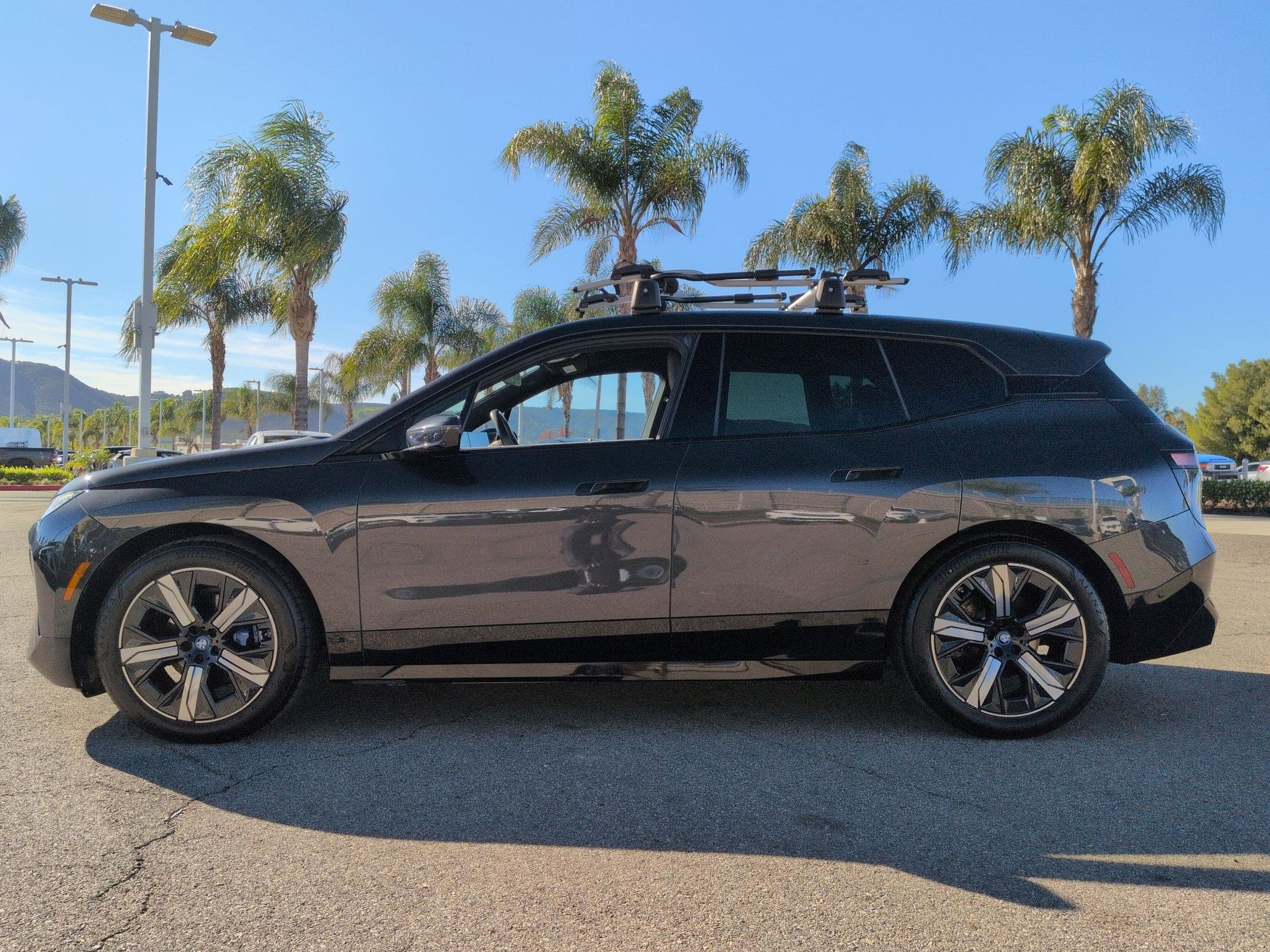 2022 BMW iX xDrive50 photo 6