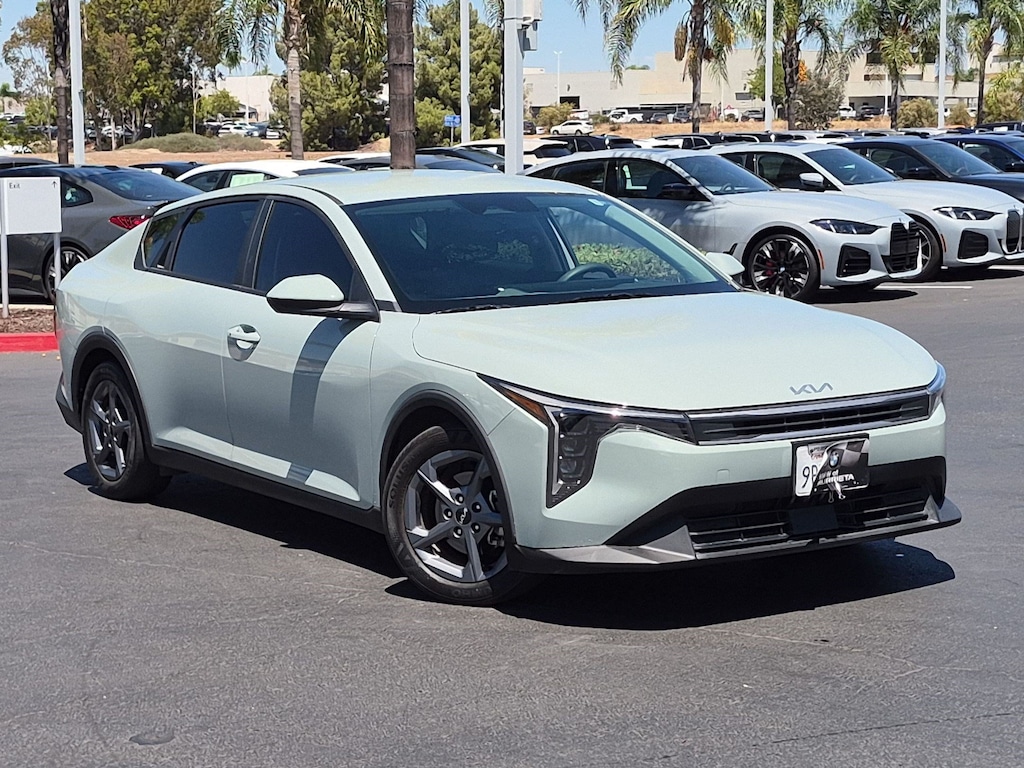 Used 2025 Kia K4 LXS Sedan