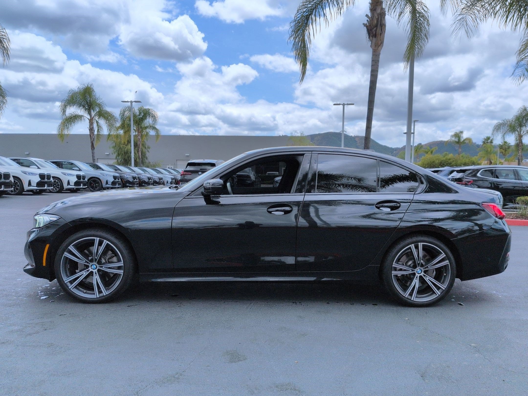 2023 BMW 3 Series 330i photo 5