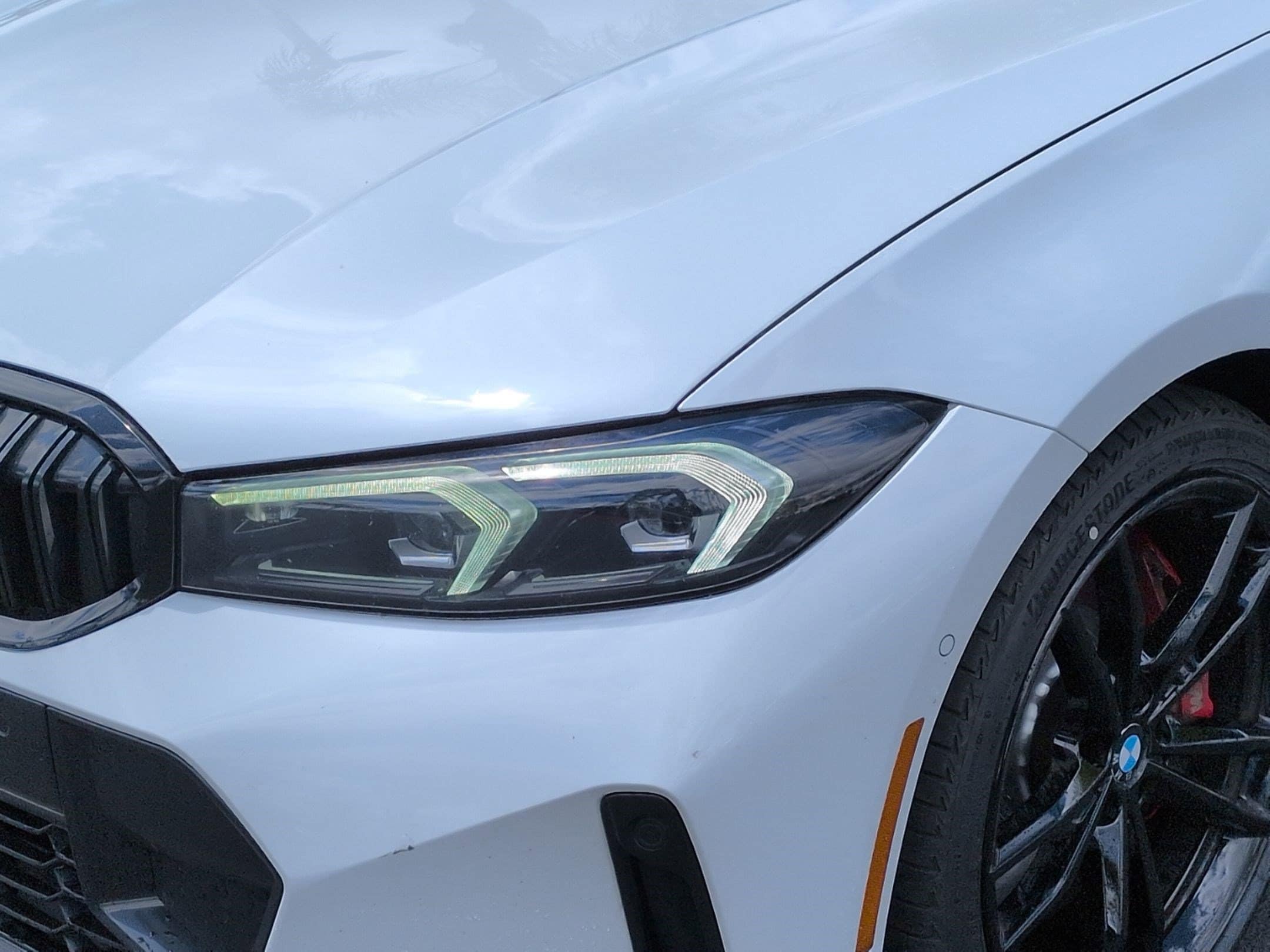 2023 BMW 3 Series 330i photo 5