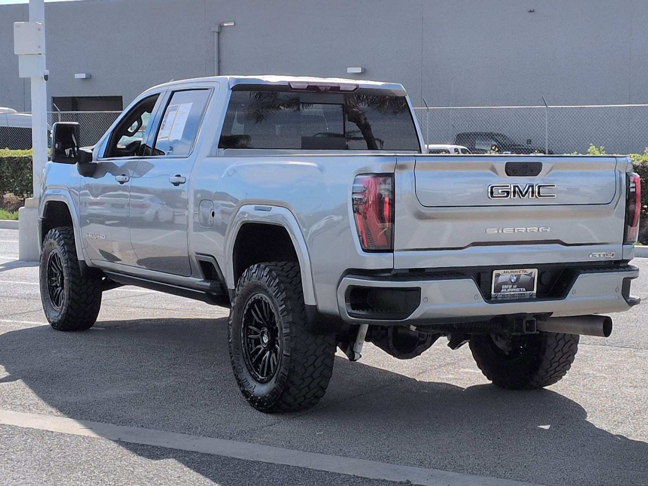 2024 GMC Sierra 2500HD AT4 photo 3