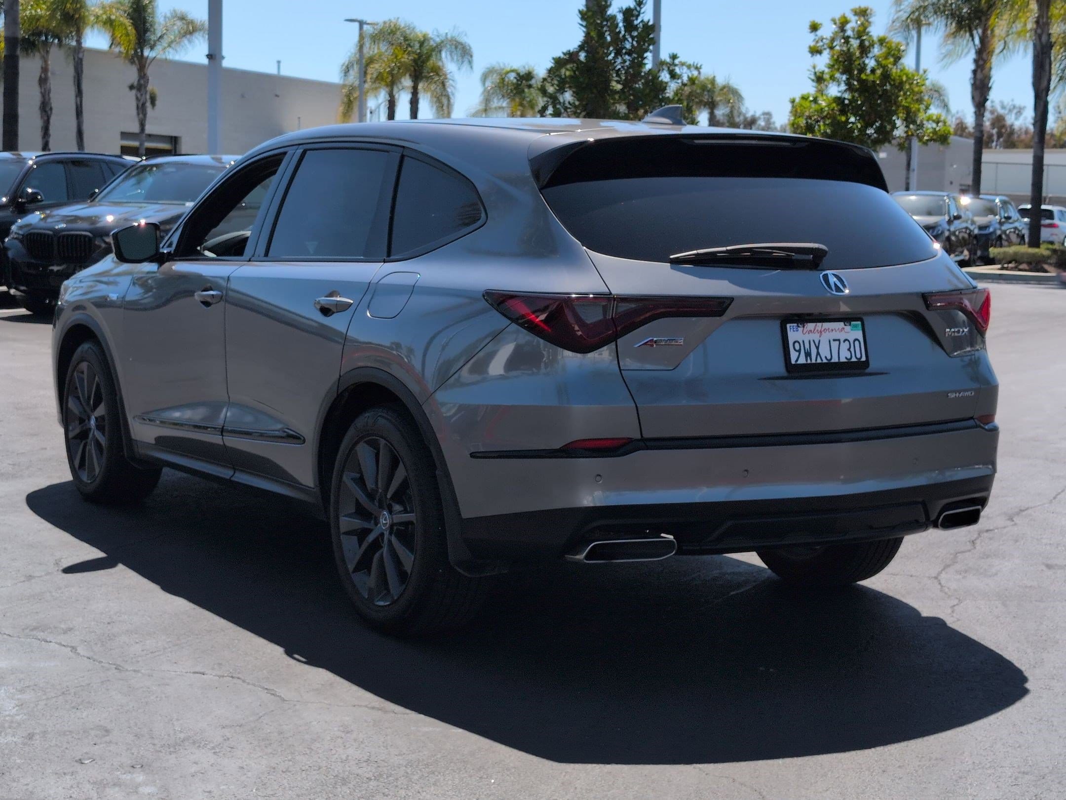 2025 Acura MDX w/A-Spec Package photo 3