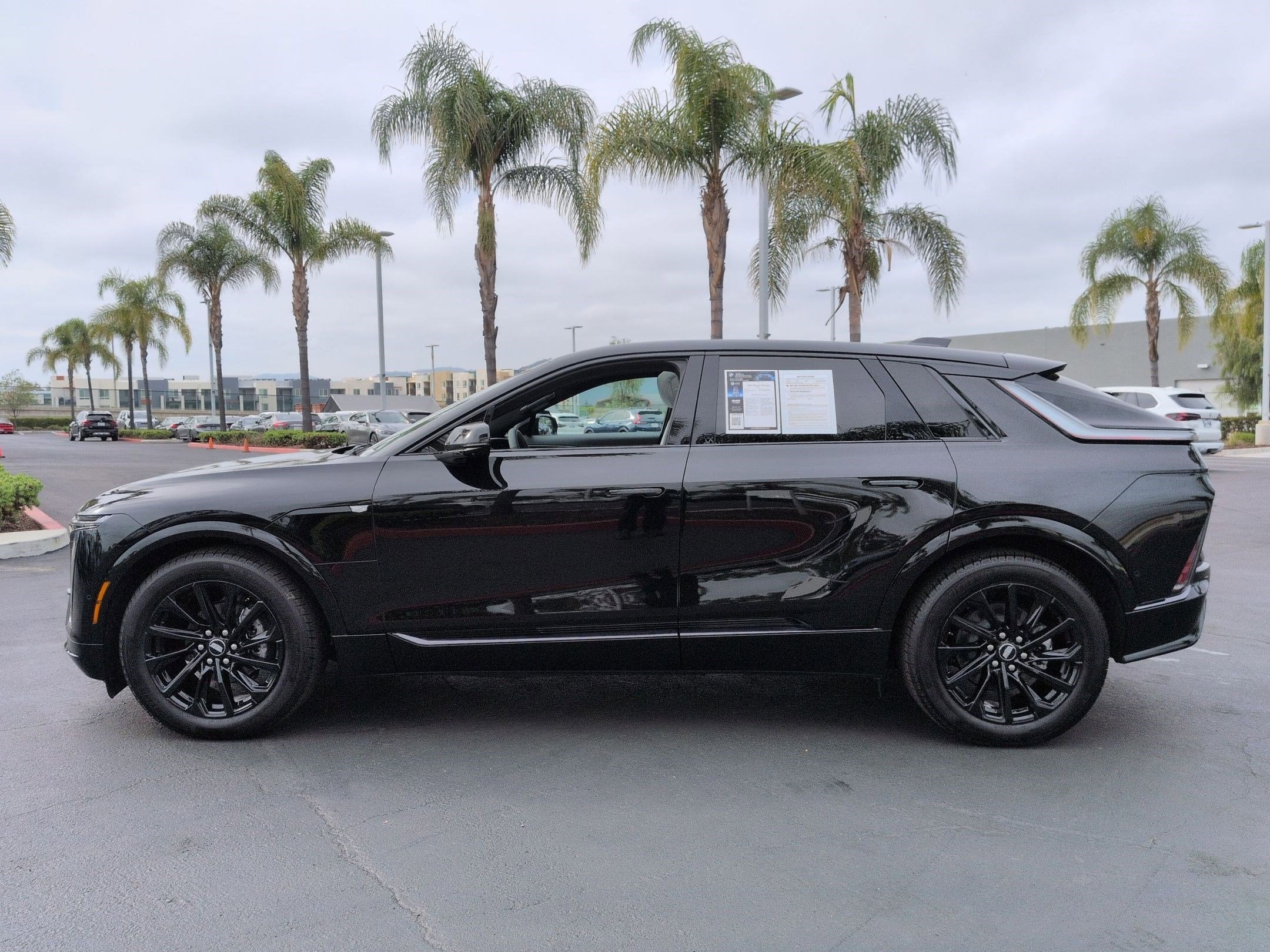 2025 CADILLAC Lyriq Sport photo 5