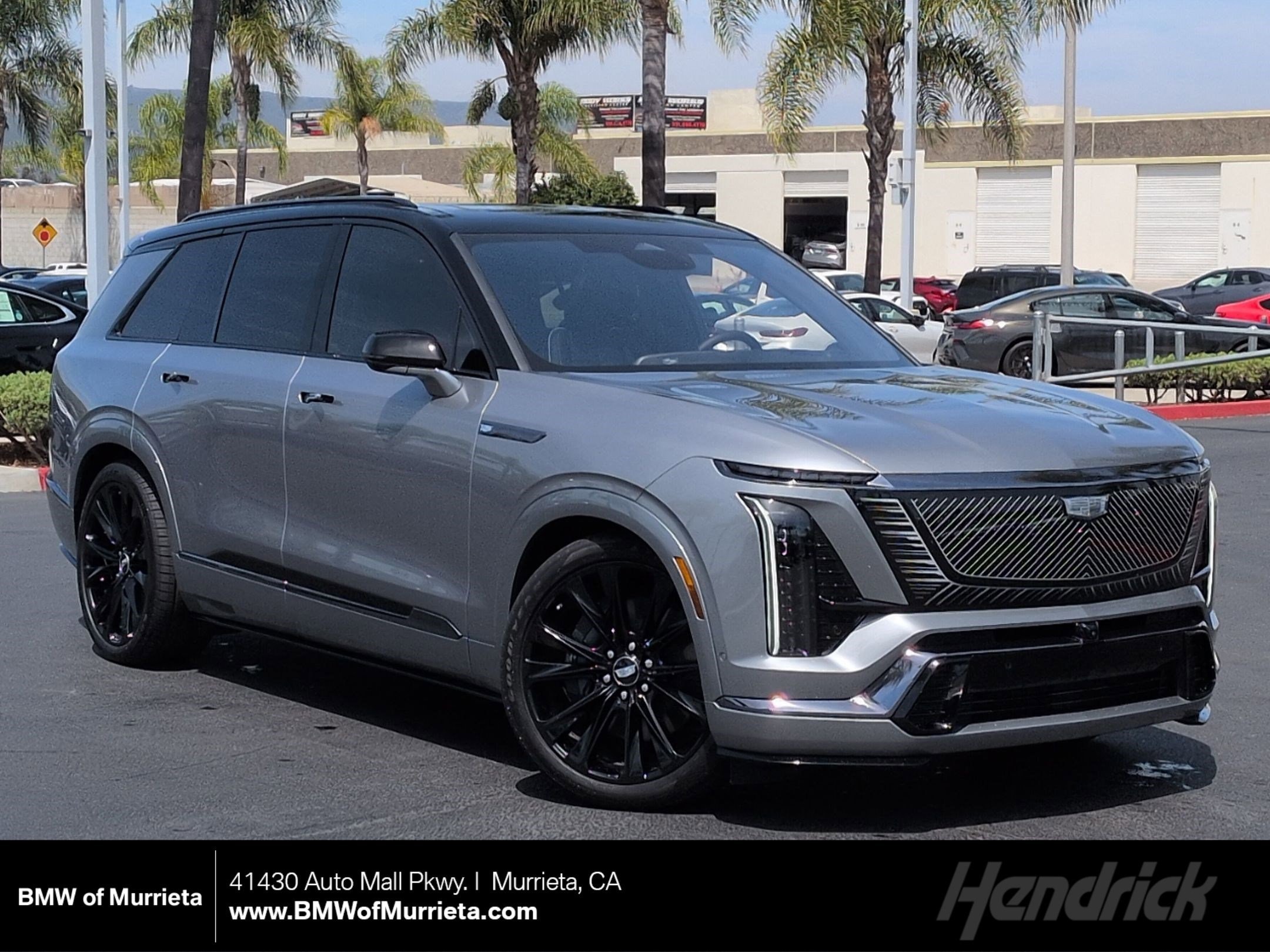 CADILLAC Vistiq Platinum