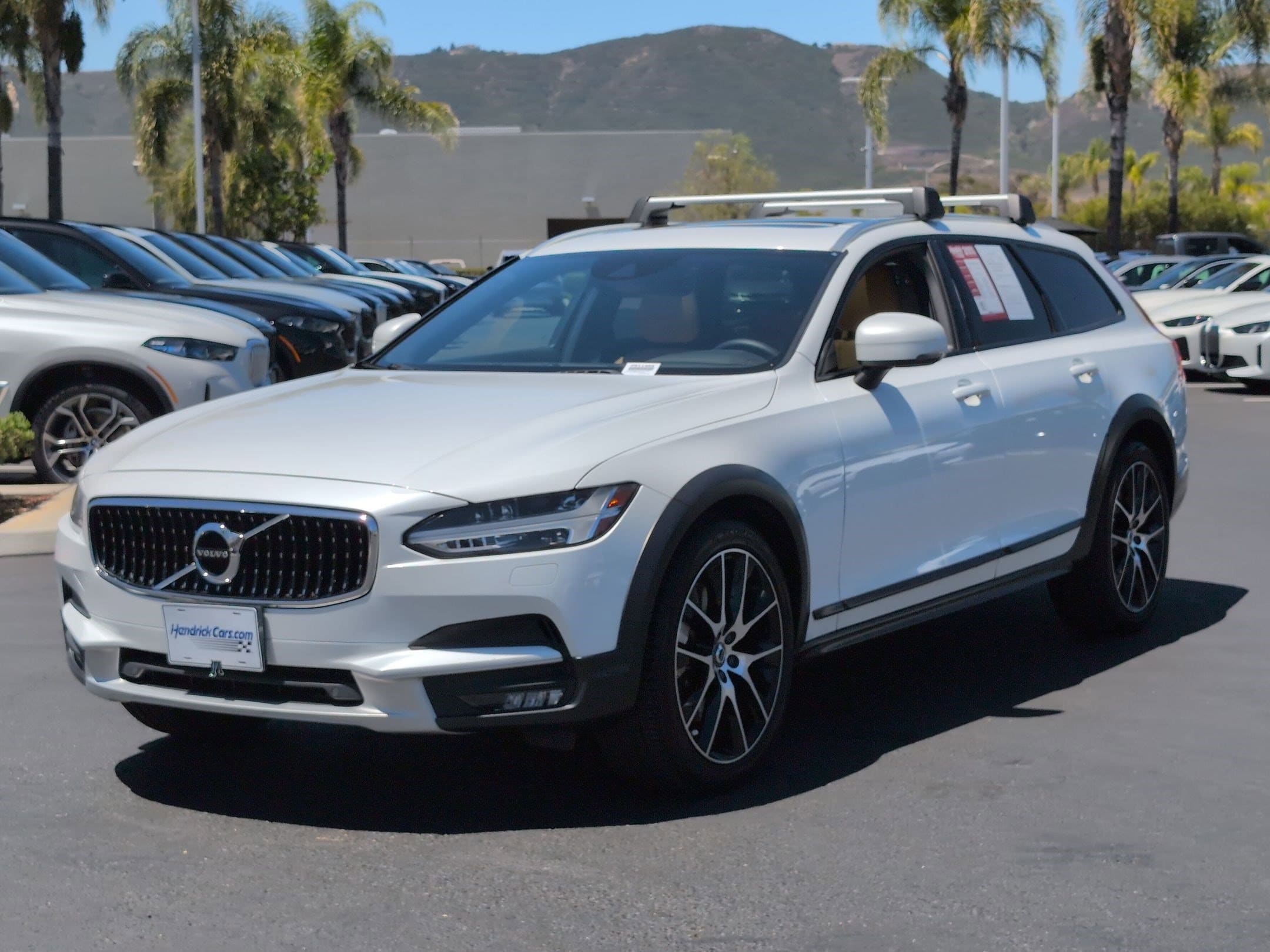 Volvo V90 Cross Country