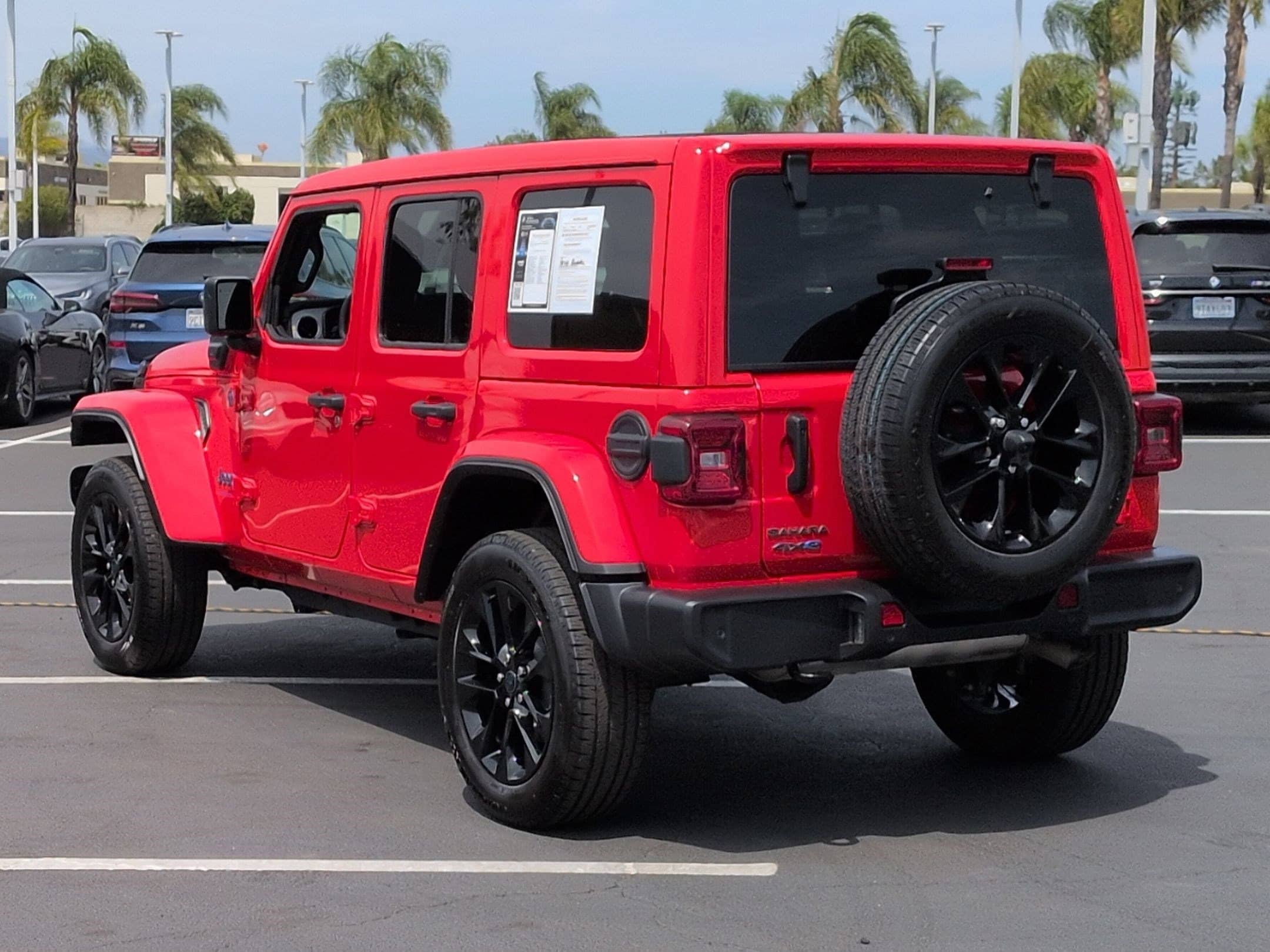 2025 Jeep Wrangler 4xe Sahara photo 6