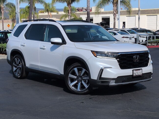 2025 Honda Pilot Touring SUV