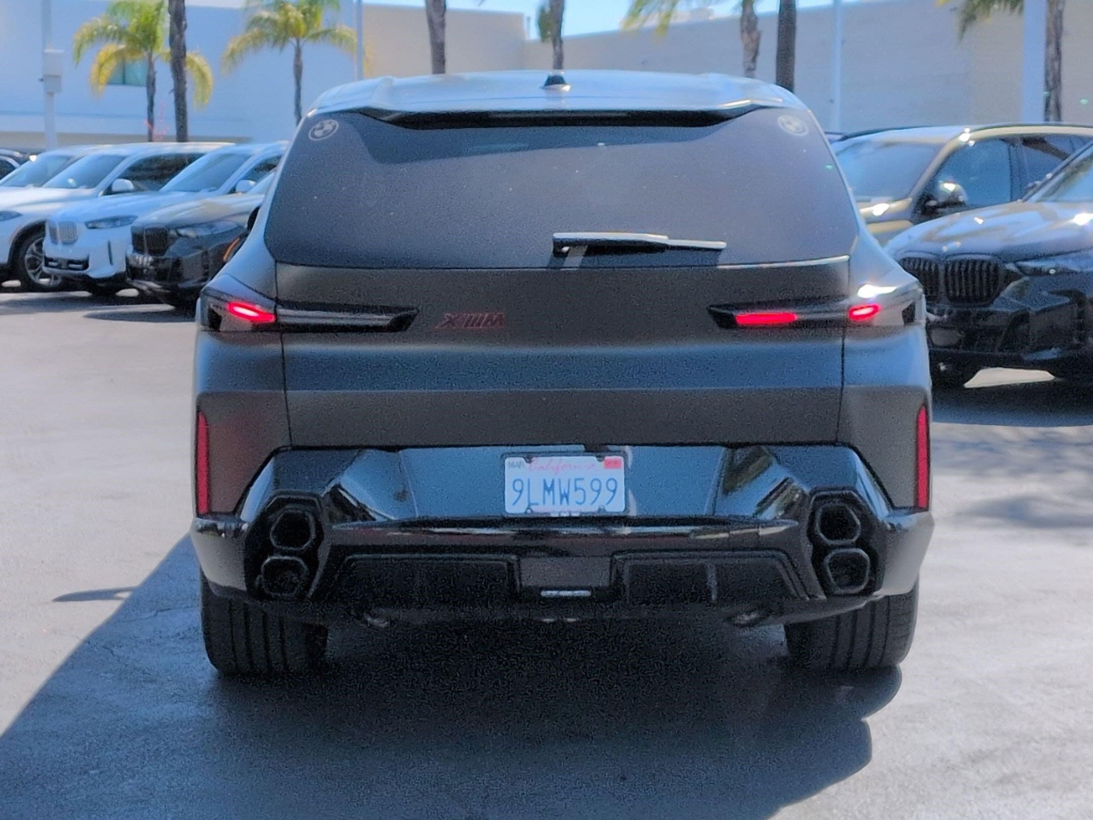 2024 BMW XM Label Red photo 3