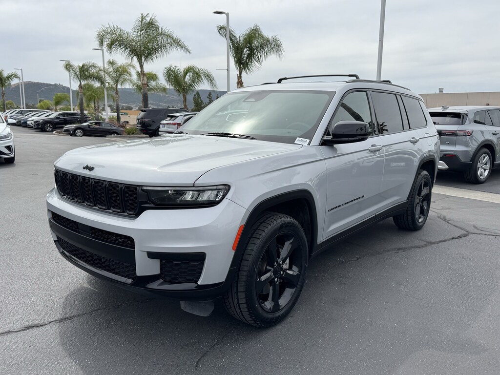 Used 2021 Jeep Grand Cherokee L Altitude SUV
