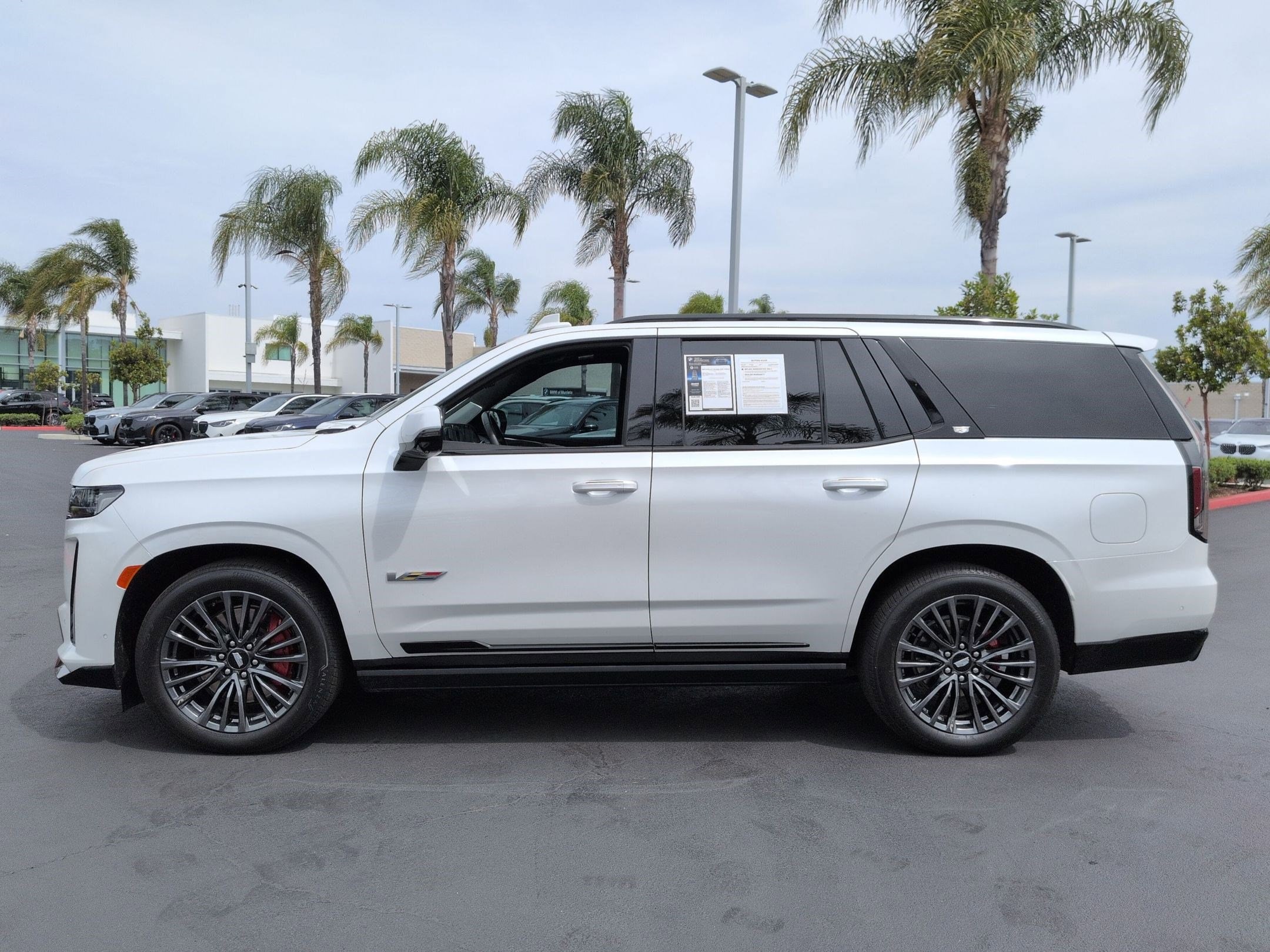 2024 CADILLAC Escalade AWD V-Series photo 5