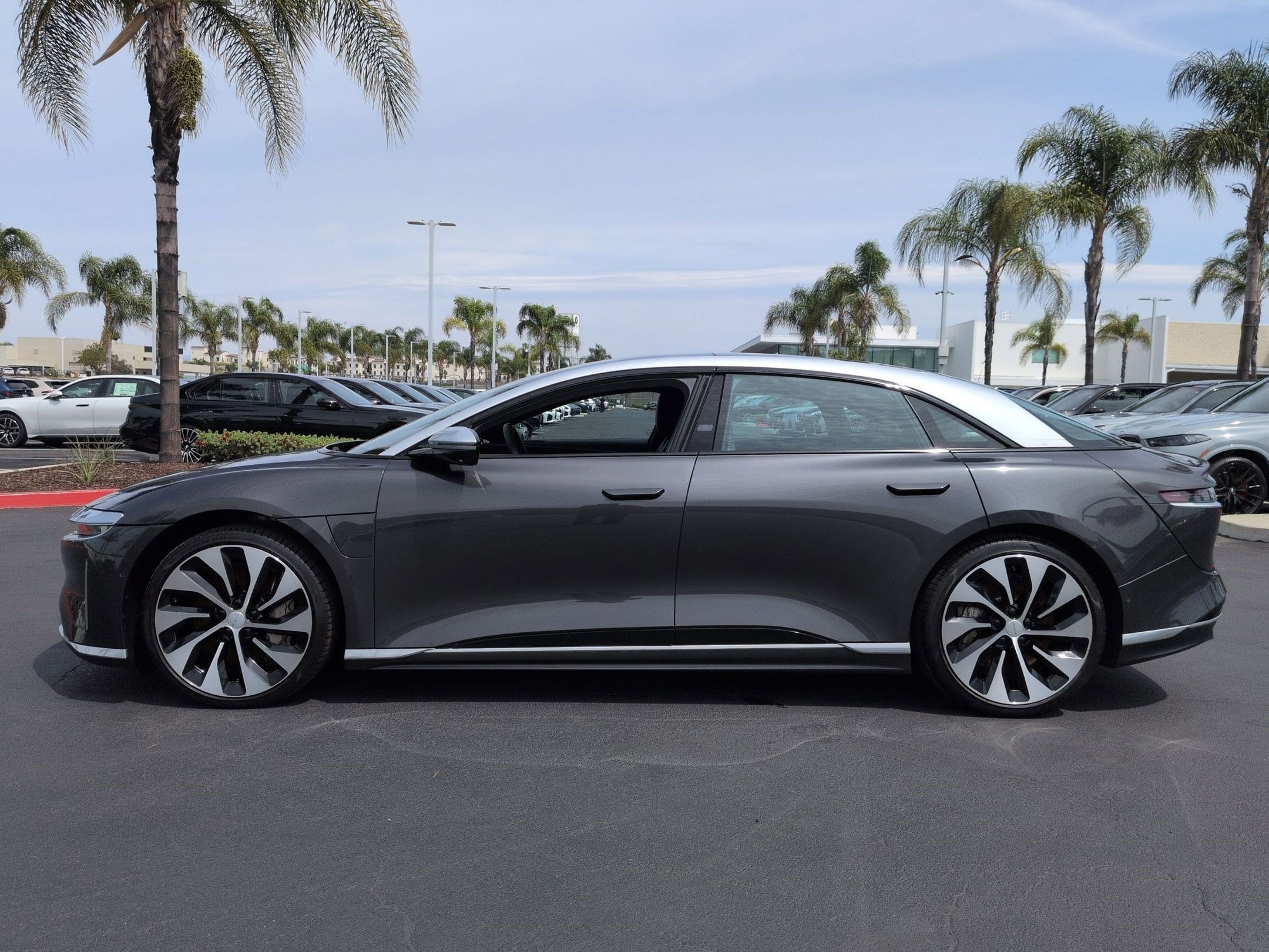 2022 Lucid Air Grand Touring photo 5