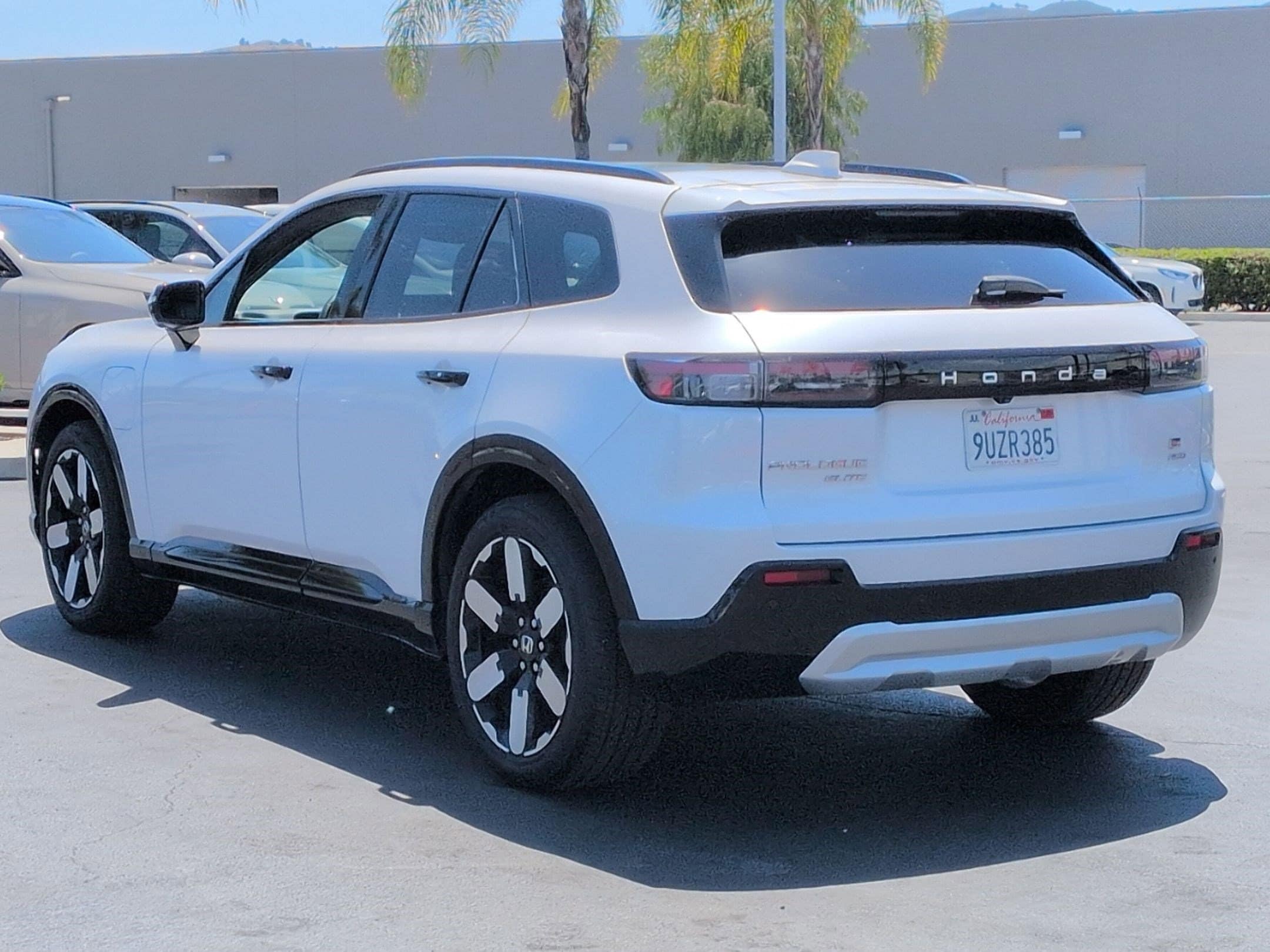 2025 Honda Prologue Elite photo 6