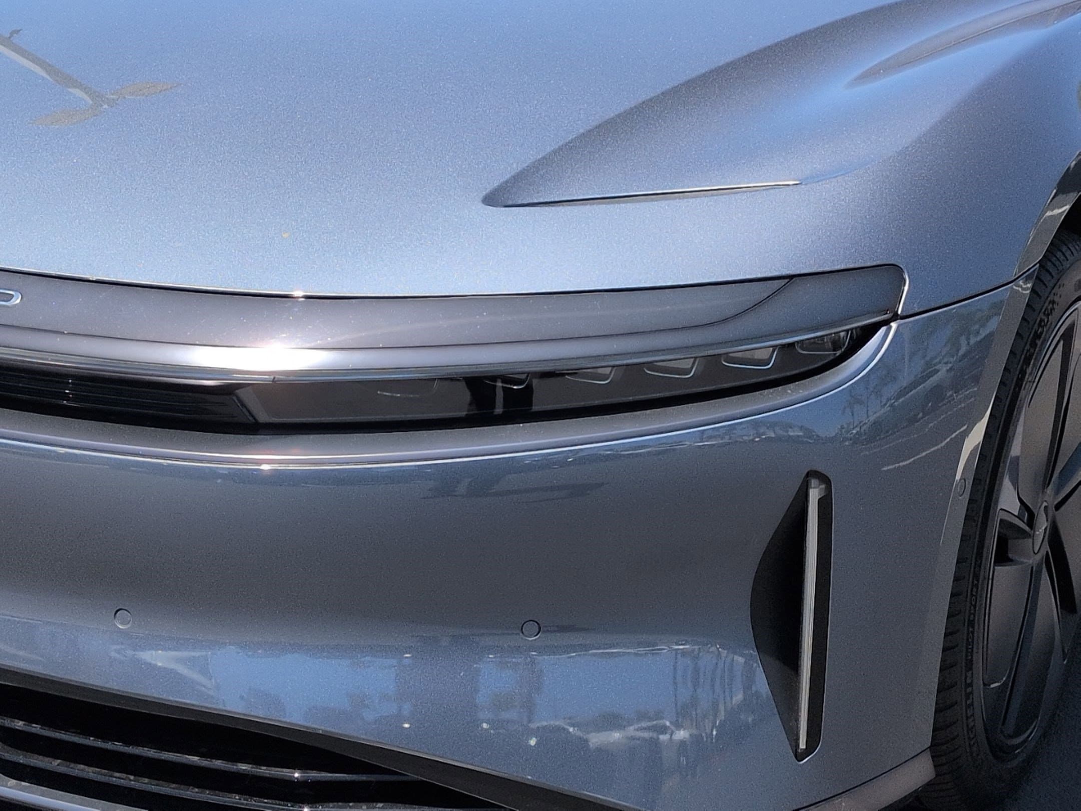 2025 Lucid Air Touring photo 4