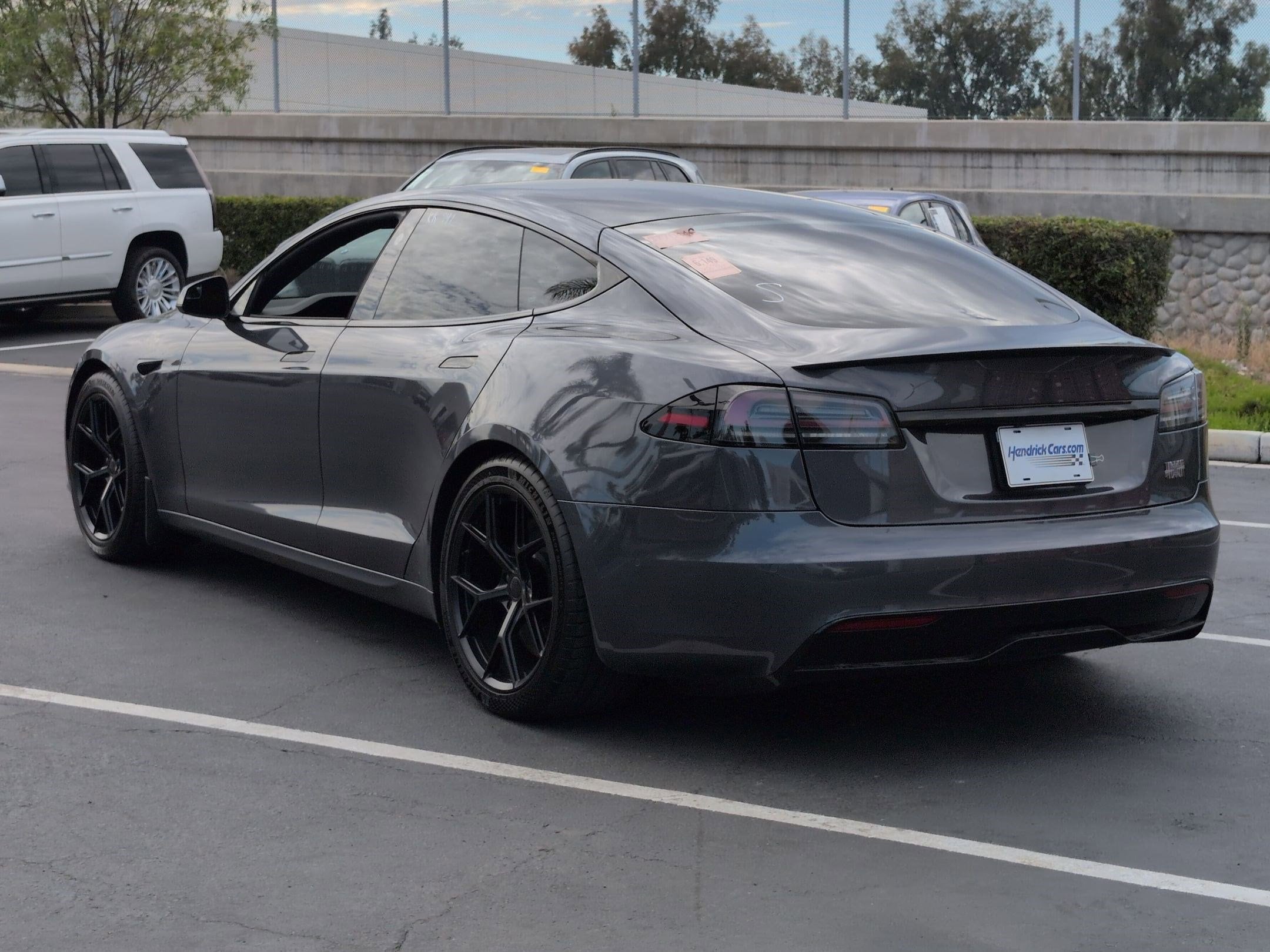 Tesla Model S Plaid