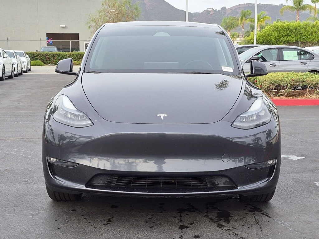 Used 2024 Tesla Model Y Long Range SUV