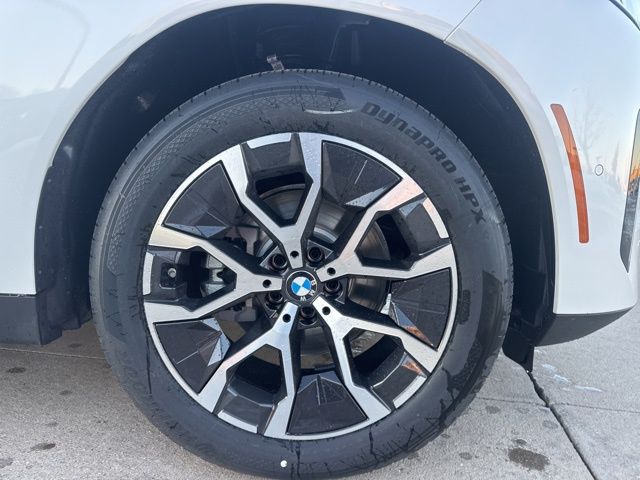 2026 BMW X3 30 - Photo 9