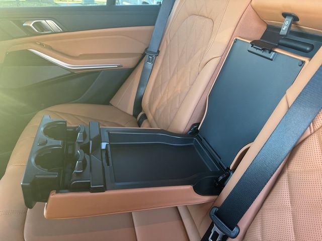 2026 BMW X5 50e - Photo 29