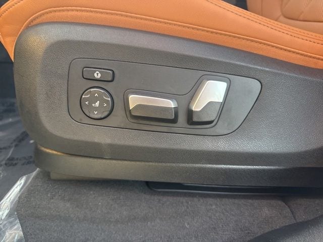 2026 BMW X5 50e - Photo 26