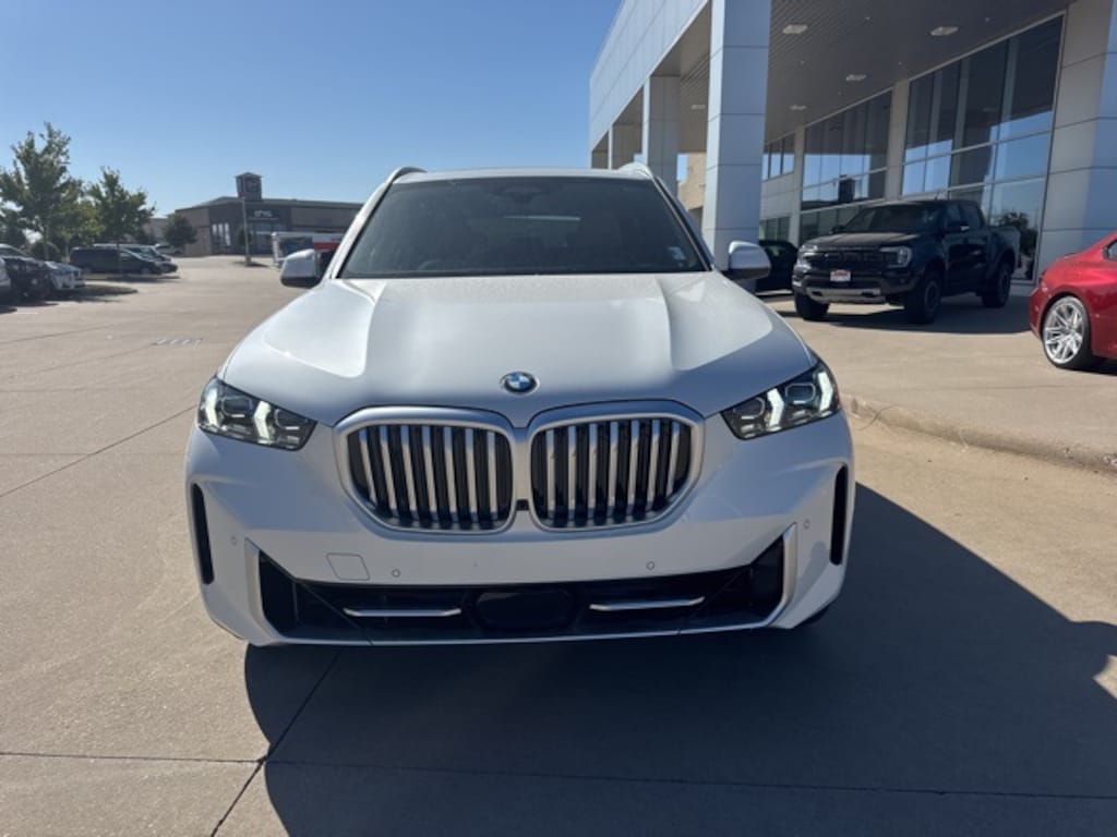 New 2026 BMW X5 xDrive40i SUV