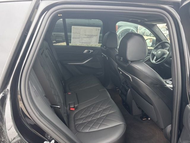 2026 BMW X5 40i - Photo 13