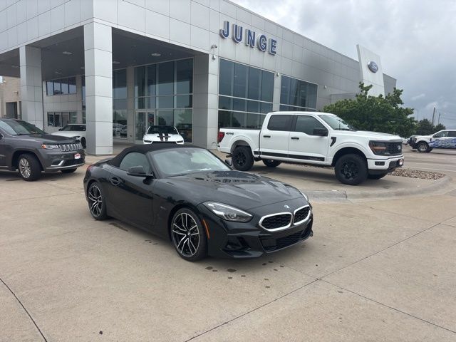 2026 BMW Z4 sDrive30i's photo