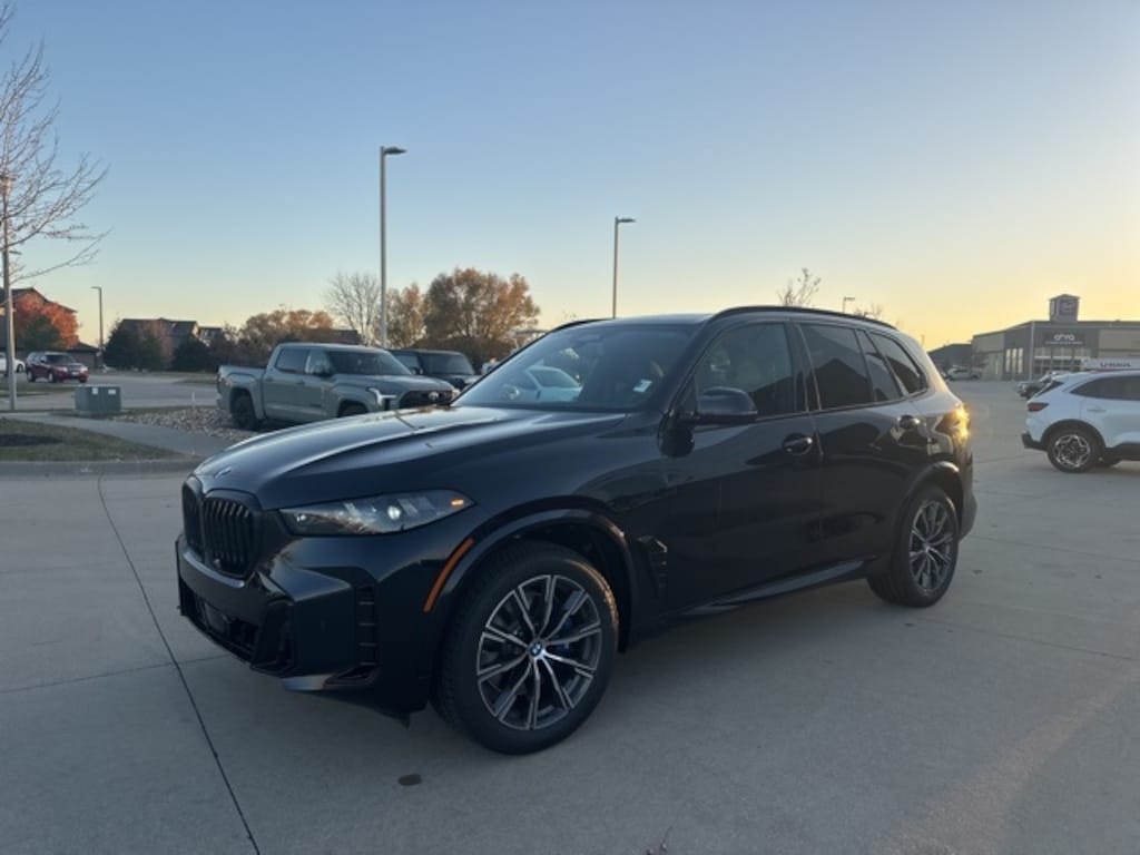 New 2026 BMW X5 xDrive40i SUV
