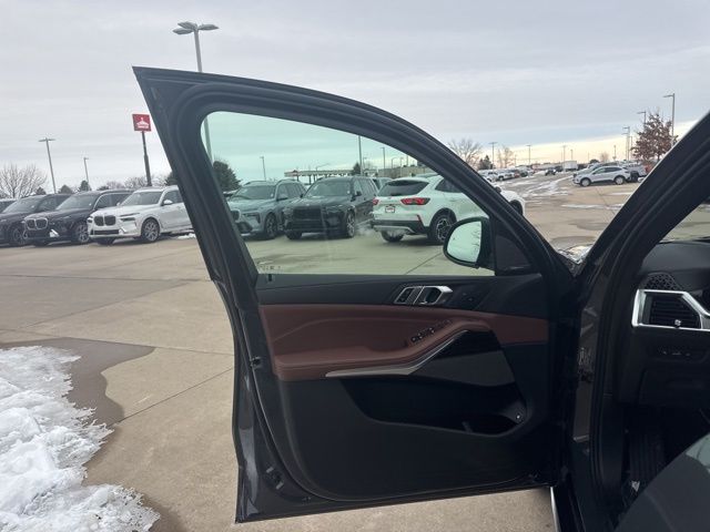 2026 BMW X5 50e - Photo 23