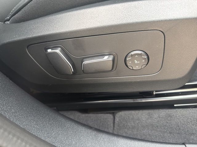 2026 BMW X3 30 - Photo 11