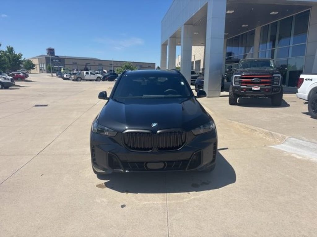 New 2026 BMW X5 xDrive40i SUV