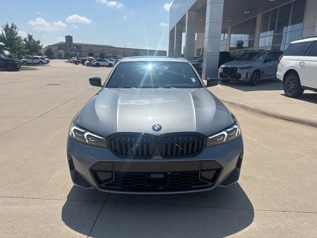 2025 Bmw 330i xDrive Sedan photo 2