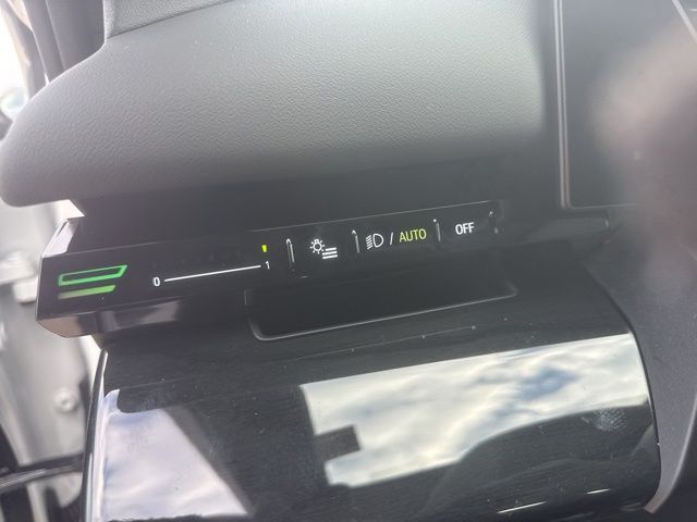 2026 BMW 5 Series 530i - Photo 24