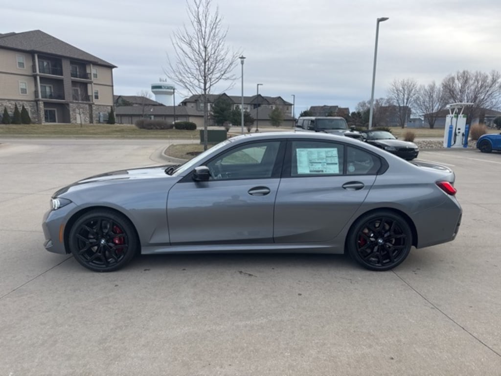 New 2026 BMW 330i xDrive Sedan