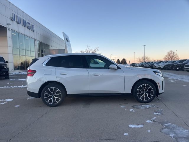 2026 BMW X3 30 - Photo 8