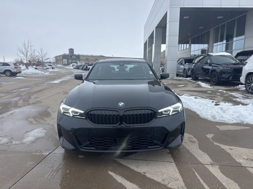 New 2026 BMW 330i xDrive Sedan