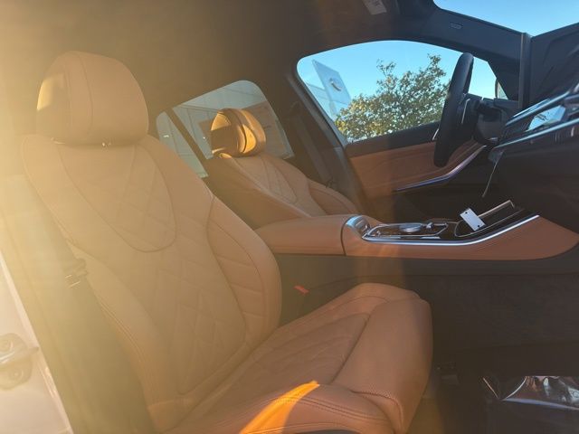 2026 BMW X5 50e - Photo 10